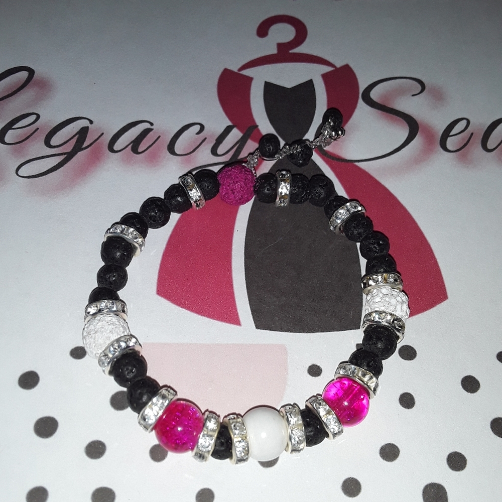 ● ⚪Howlite⚪ ●  Natural Stone & Lava Bead Bracelet